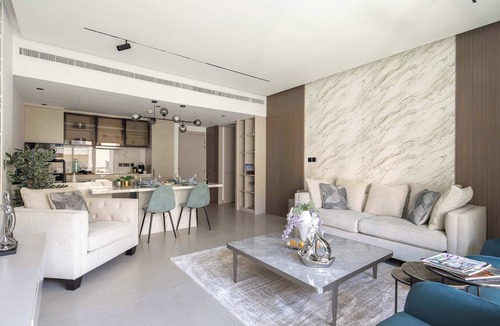 Al Sabkha Apartment | Tranquil 1BR with Community Views in The Greens
