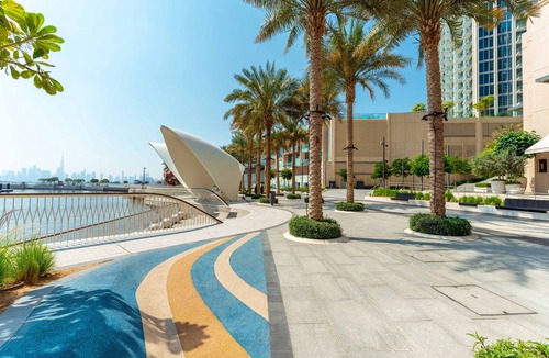 Dubai Apartment | Trendy Apt on the Creek w/Superb Dubai Skyline Vw