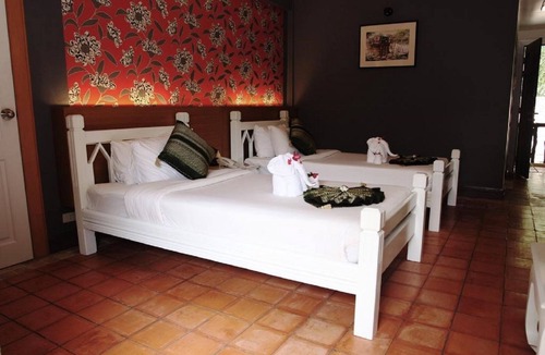 Ko Chang Resort | Tropical landscape resort near the beach