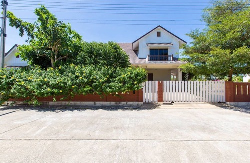Pak Nam Pran House | Tropical Sea View Villa, Pranburi, Hua Hin