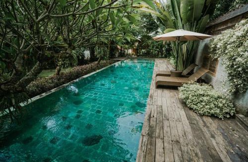 Celuk House | Twin Studio with Smart Projector near Ubud