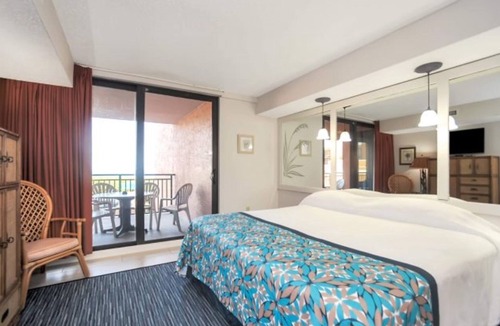 Indian Harbour Beach Resort | Two Bedroom, Ocean Front, Luxury Condo, Indian Harbour Beach, FL 3814448