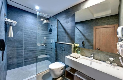 Dubai Investment Park Apartment | Two Bedroom Apartment In DIP By Luxury Bookings