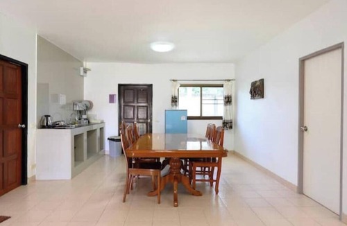 Si Racha Villa | Two Fifty Nine Resort 259 รีสอร์ต 2br 2bath & the other 3br 2bath
