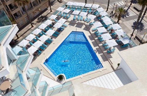 S'Illot-Cala Morlanda Hotel | Universal Hotel Perla