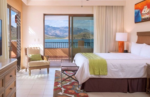 Loreto Villa | Unparalleled Luxury and Natural Beauty in Loreto's Paradise
