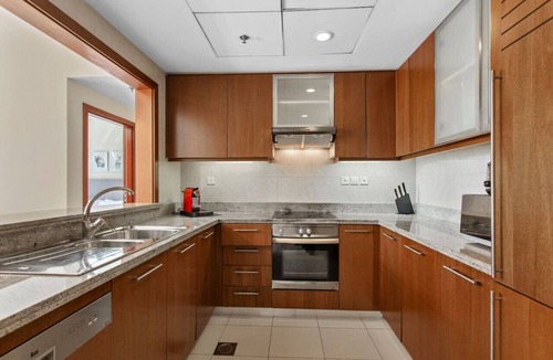 Downtown Dubai Apartment | Upscale 1 bedroom in the heart of Downtown