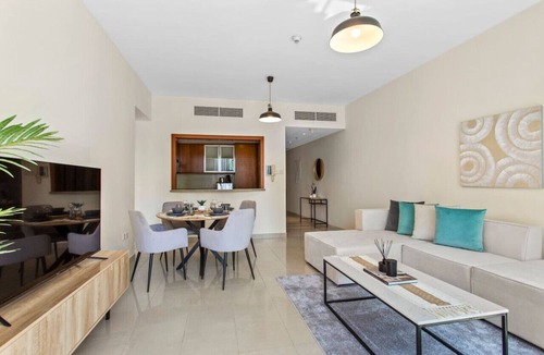 Downtown Dubai Apartment | Upscale 1 bedroom in the heart of Downtown