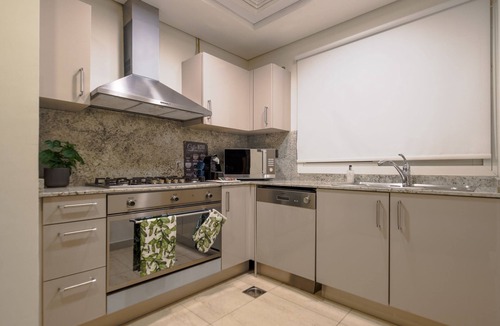 Downtown Dubai Apartment | Upscale 2BR In Prestigious Downtown Dubai!