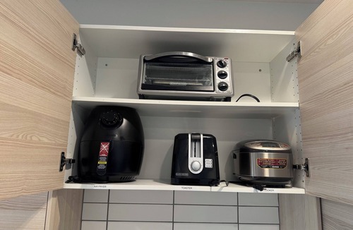Judkins Park House | Upscale 2BR Mt. Rainier Rooftop Stadium Nearby