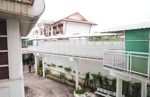 Chachoengsao Hotel | V Verve Service Apartment Hotel