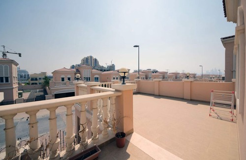 The Greens Villa | Vibrant Private 2 Bedroom Villa in JVC