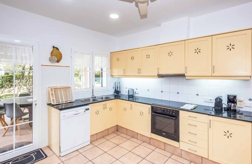 Sant Tomas Villa | Villa Alaris - Five Bedroom Villa, Sleeps 10