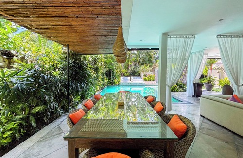 Central Seminyak Villa | Villa Eindra