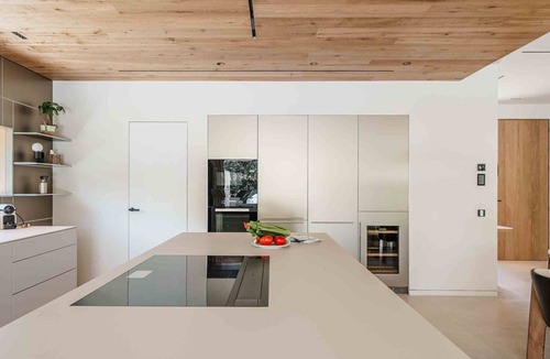 Urbanitzacio Gotmar Villa | Villa 'Gotmar Beach Is A Modern' with Private Pool, Wi-Fi and Air Conditioning