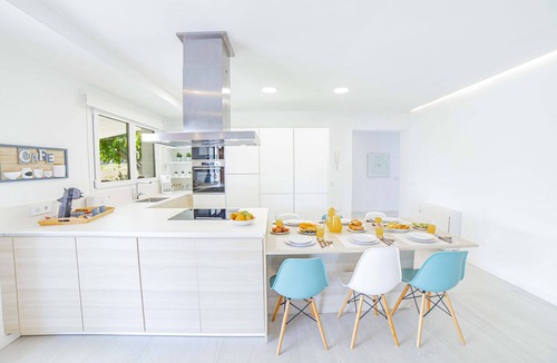 Muro Villa | Villa Mariona