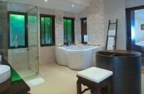 Bang Po Villa | Villa Por de Sol