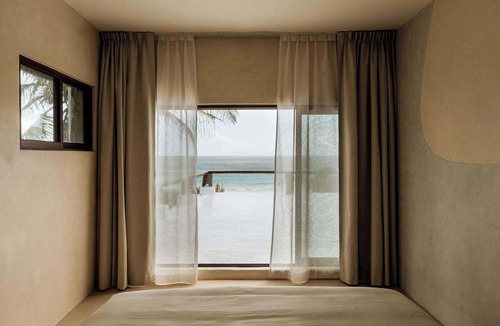 Zona Hotelera House | Villa Privada | Fully-Staffed Beachfront Getaway