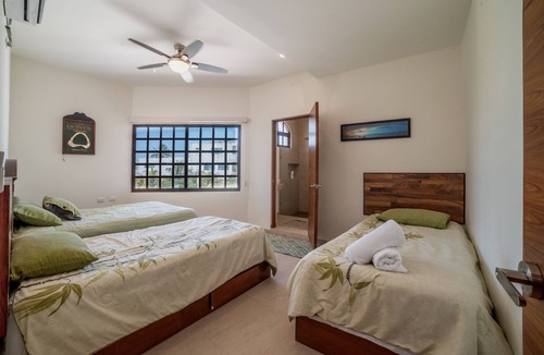 Chicxulub Puerto Villa | Villa Sirena frente al mar con alberca