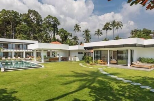 Na Mueang Villa | Villa Thansamaay | Large Beach Front Villa, Koh Samui. 7BR - Chef Included