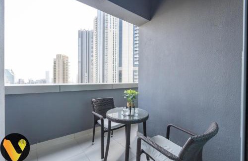 Downtown Dubai Apartment | Vogue Damac Mall Street with Burj Khalifa View