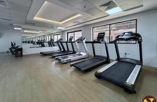 Dubai Sports City Apartment | Vogue Elite Sports City One Bedroom Apartment with Balcony with Golf Views