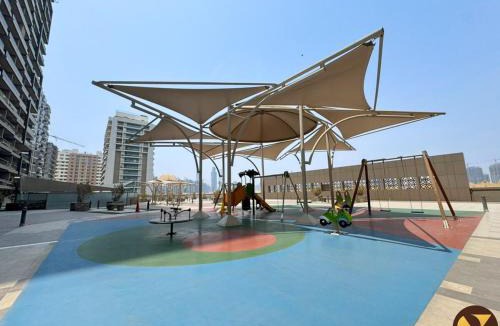 Dubai Sports City Apartment | Vogue Elite Sports City One Bedroom Apartment with Balcony with Golf Views