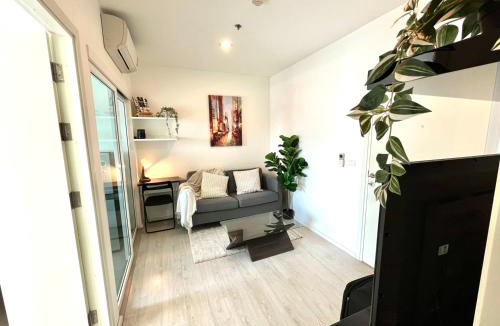 Thon Buri Apartment | Walk 1 min BTS Talat Phlu ,City&Culture Blend ,Free WiFi