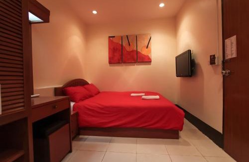 Pattaya Bay House | Walking Street Guest House