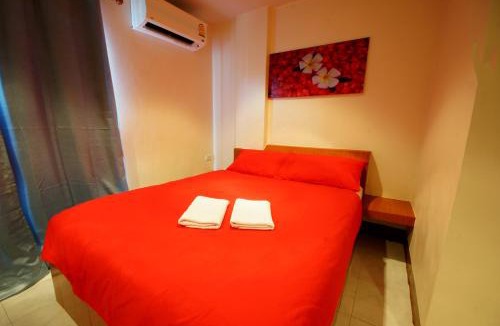Pattaya Bay House | Walking Street Guest House