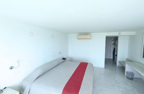 Hornos Hotel | We Hotel Acapulco