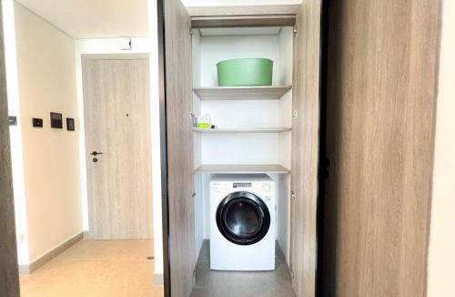 Al Mankhool Apartment | Well Furnished Apartment