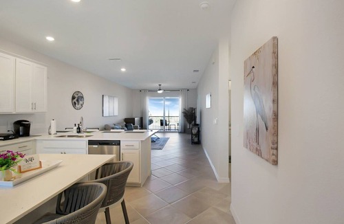 Venice Condo | Wellen Park golf course views - Golf membership included - Golf and Beach Getaway