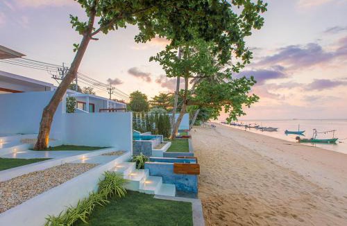 Bang Po Resort | White Whale Beachfront Pool Villa