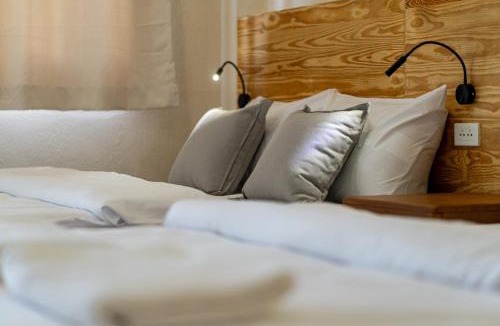 Ayutthaya Apartment | Yimwhan House 03, Chao Phrom Market Pier