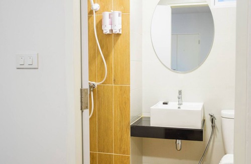 Suan Luang Hotel | Zayn Express & Suites