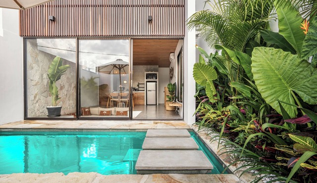 1BR Private Pool Villa with Smart TV & Rice Field Vibes