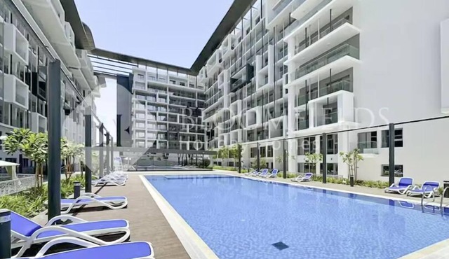 220 Bloomfields Snug STU Oasis Masdar