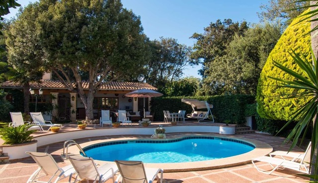 5 bedroom accommodation in Canyamel