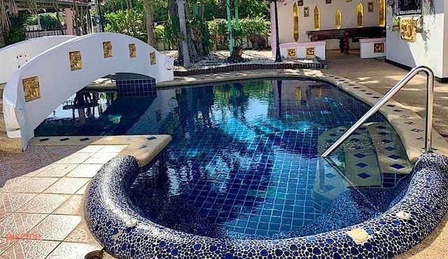 A paradise in Bangsaray