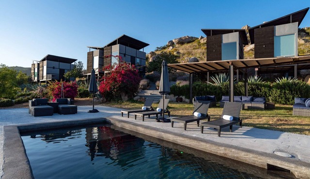 Atika Retreat - Vinyard Cabin