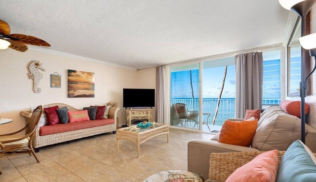 Beachfront Condo with Beach Access