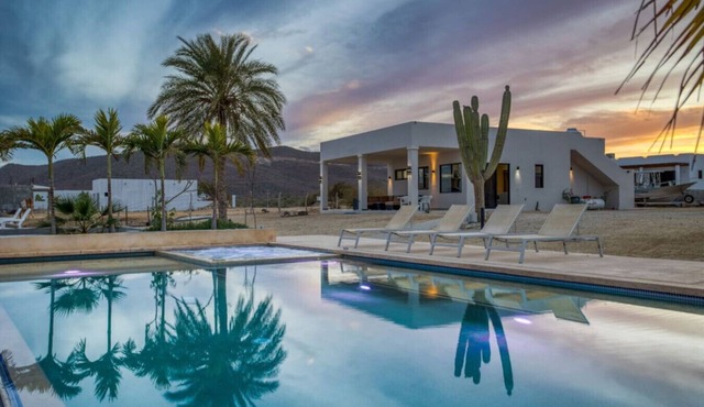 Beachfront Pool, Rooftop Views & Baja Sunrise