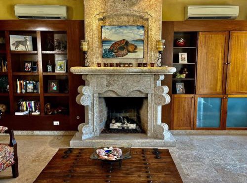 Beautiful custom Home Amazing Ocean View