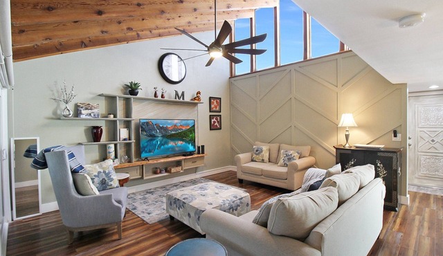 Charming golf course front home near IMG and Anna Maria Island - LuvLax