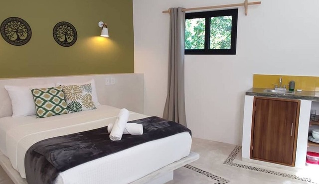 Comfortable Queen Stay · Great Value · Casa 7