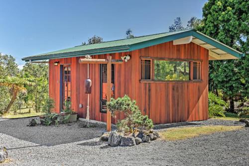 Cozy Volcano Studio w/Phenomenal Rainforest Views