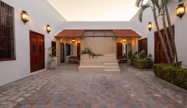 Dos Almas Casa Boutique, a colonial house in the traditional neighborhood of Guadalupe.