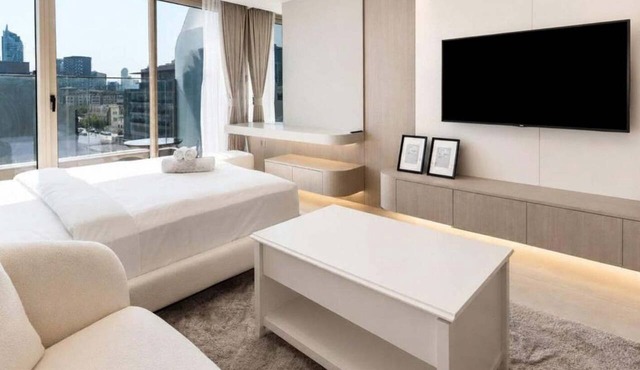 Free housekeeping visits during your stay - StayShort - Elegant Studio in JVC that Sleeps 2