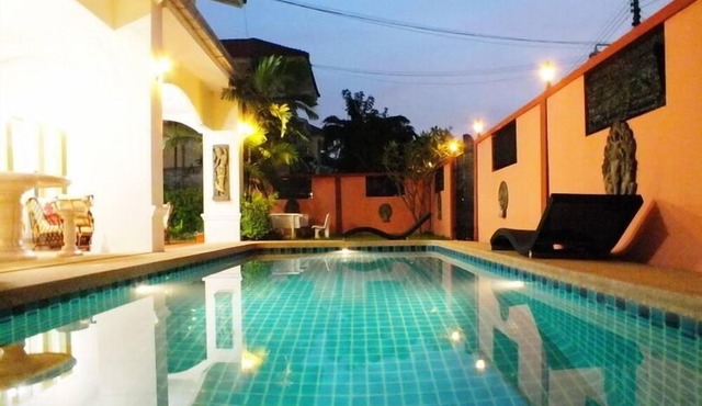 Good Value Spacious 4 Bedroom Villa With Private Pool Walking Street 10 Min Away